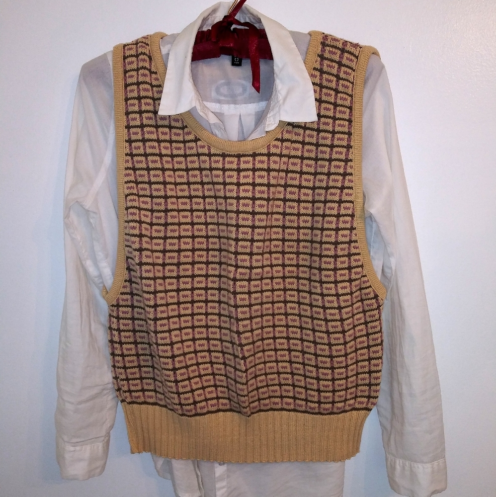 Izod vest